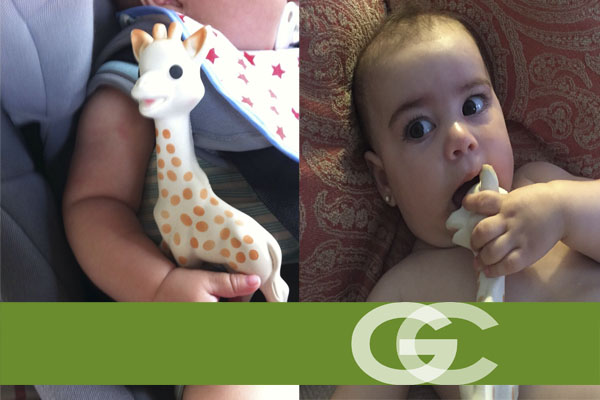 jirafa sophi con bebés, mordedor, alivia la salida de los primeros dientes de tu bebé